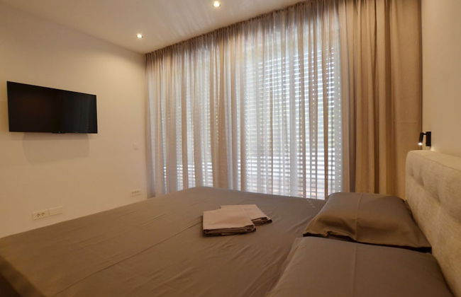 Luxurious Sorici Villa With Private Pool and Mediterranean Landscape - Foto 9