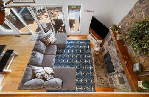 Relaxing Lakefront Retreat w/ Hot Tub & Dock - Foto 27