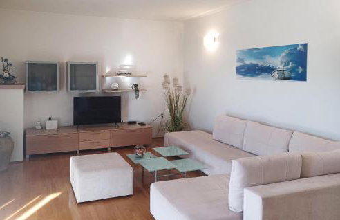 Awesome Apartment In Otok Ist With Wifi - Foto 2