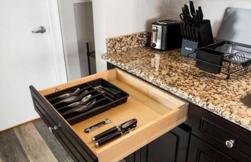 the susan - a cozy, comfy 1bd suite - Foto 30