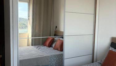 Kitnet Vista Mar em São Vicente - Charme e Conforto - Foto 2, locker