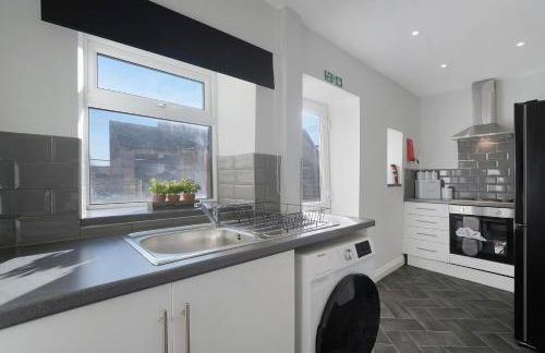 NEW! 2BR in West Terrace, Sleeps 4 - Foto 43