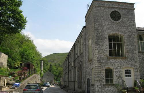 Litton Mill Apartment - Photo 8