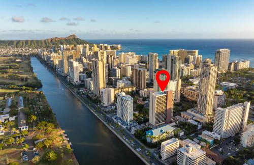 Honu Hale Penthouse 2 BDR Ocean View Waikiki - Photo 67