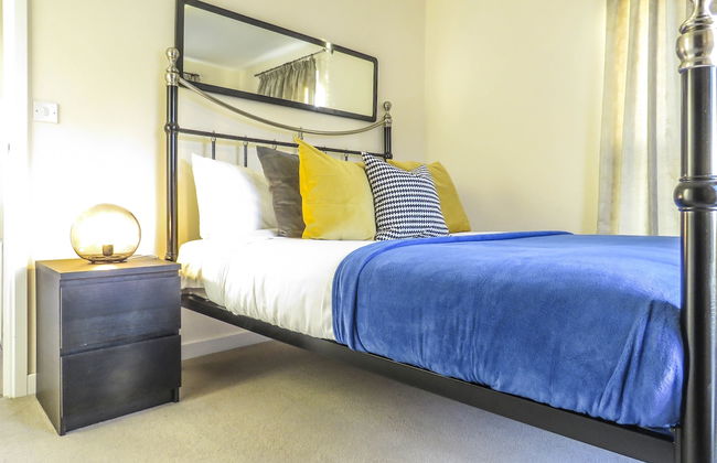 Tudors eSuites Birmingham Townhouse Private Garden Free Parking - Foto 3