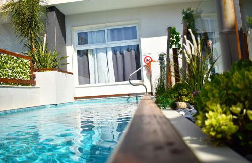 APART TURISTICOS MARINE REST LA MANGA MAR MENOR piscinas privadas - Foto 48