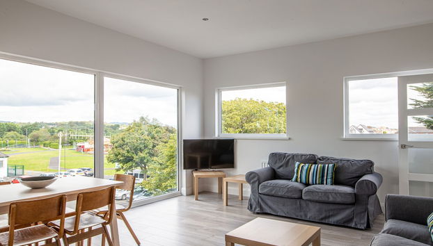 The Views - Foto 2, Immagine principale