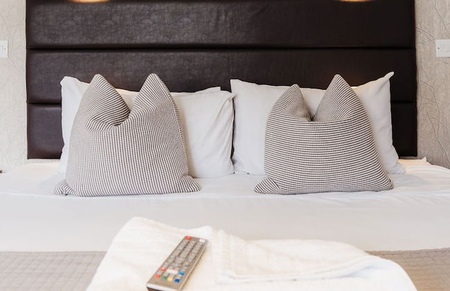 Design Suites Lytham - Photo 32