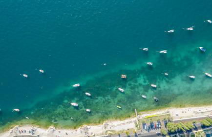 Garda Lake, free park, big swimming pool - Foto 16