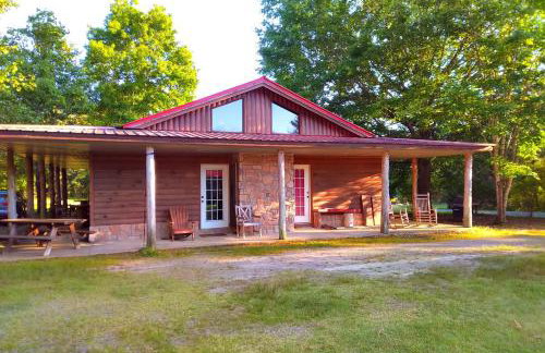 Peaceful Lodge-Style Cabin with Fire Pit near Greers Ferry Lake in Arkansas - Foto 24