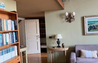 Rooftop in front of the Castle - Photo 24