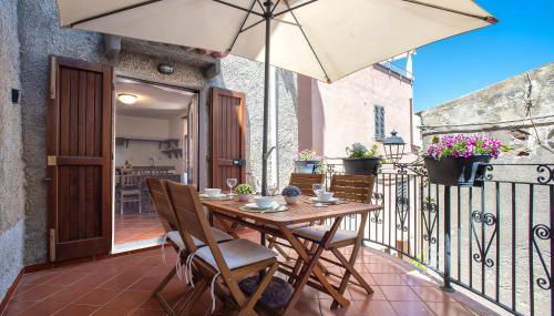 Esclusiva Dimora Storica nel cuore del Borgo Medievale---- Exclusive Historical House inside the Medieval Village - Foto 4