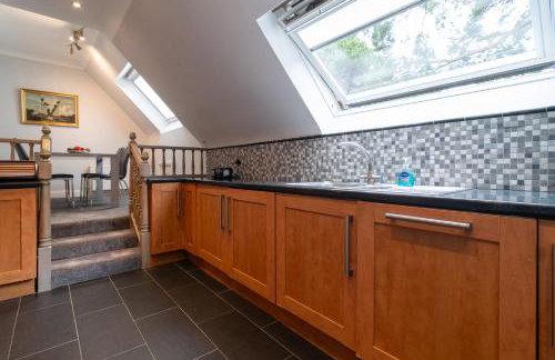 The Gables Poole, 3 Bedroom Penthouse Apartment - Photo 42