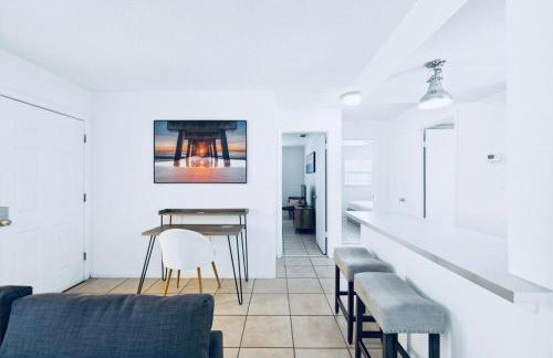 2BR Home with Private Pool, Fire Pit and Grill - Foto 17