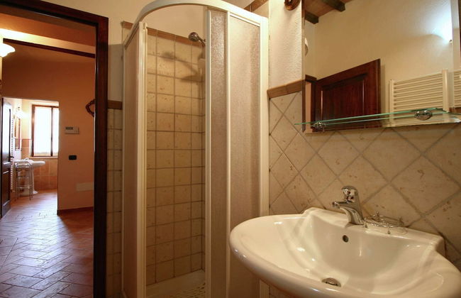 Lovely Farmhouse in Asciano With Swimming Pool - Foto 75