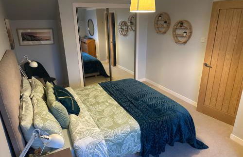 The Place - Photo 19