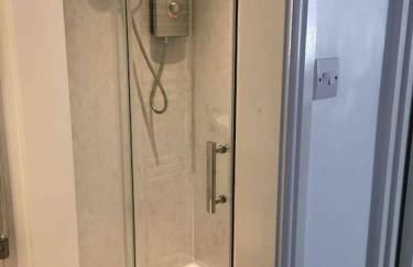 The Post House (Centre of riverside village) - Photo 20