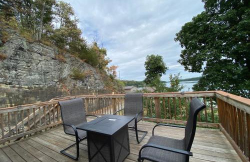 Luxury Waterfront Retreat on Black Lake - Foto 48