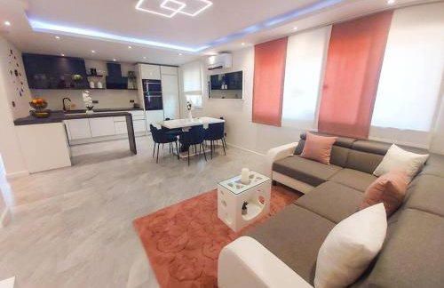 Luxury two-bedroom apartment by the sea U KaLu - Photo 1