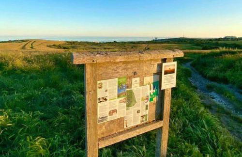 House - Free Parking & Sea Views - Foto 18