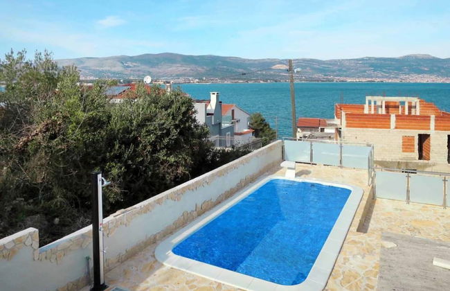 Sea-view Apartments With Pool, Terrace, and Outdoor Lounge in Scenic Čiovo Island - Foto 24