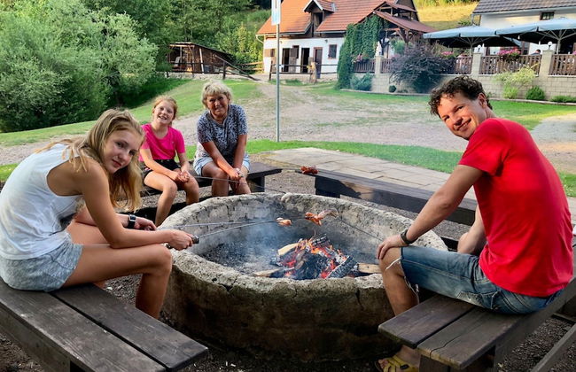 Mansion in Starkov Near Acitvities - Foto 27