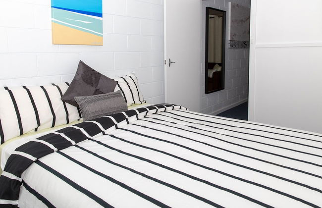 Prom Coast Apartments - Photo 5