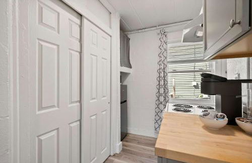 Chic City Retreat 93F - Foto 13