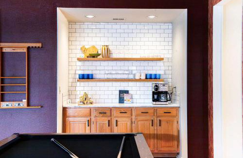 Sparkling Pool Hot Tub Game Room Kids Area - Foto 23