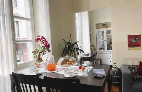 La Casa di Ringhiera - silenzioso appartamento di charme con balcone nel quadrilatero romano - Foto 7