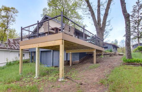 Away at Moose Bay Breezy Point Gem with Game Room - Foto 30