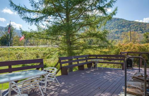 Hunter Hideaway with Yard and Deck 3 Mi to Ski Slopes - Foto 20