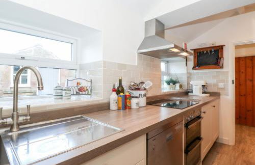 Garden Cottage - Photo 9