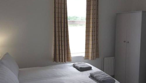 penthouse on the river foyle. foyleview apartments - Foto 5