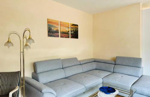 2,5-Zimmerwohnung mit Terrasse - KEINE Monteure - Foto 15