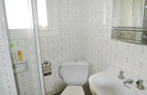 Cozy Home In Palafolls - Foto 34