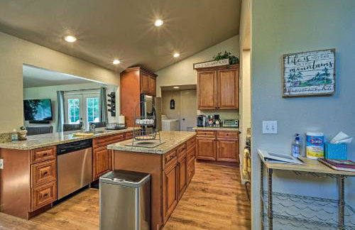 Pet-Friendly Flagstaff Home with Mountain View - Foto 9