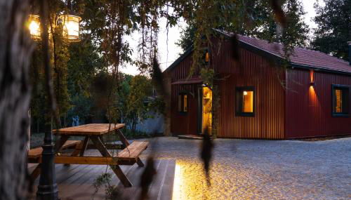 Quintinha do Varoso - Little Red Cottage House - Photo 2