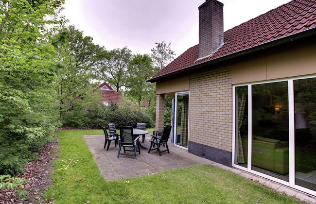 Cozy Holiday Home with Garden near Zwolle - Foto 21