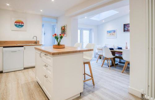 Taliesin - 5 Bedroom Holiday Home - Tenby - Foto 55