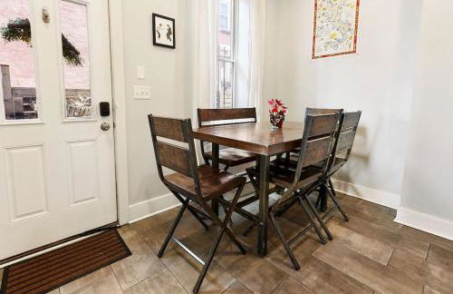 HostWise Stays - The Alpine - Family Friendly, Great Area, 3BR Home - Foto 10