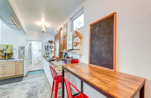 Walk to Happys Inn Studio with Outdoor Space! - Foto 14