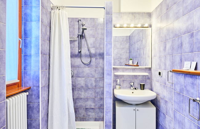 2 bedroom Apartment in Bellano with garden - Photo 15