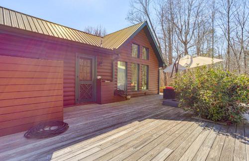 Large Deck: Luxe 6-Acre Retreat in Dahlonega! - Photo 27