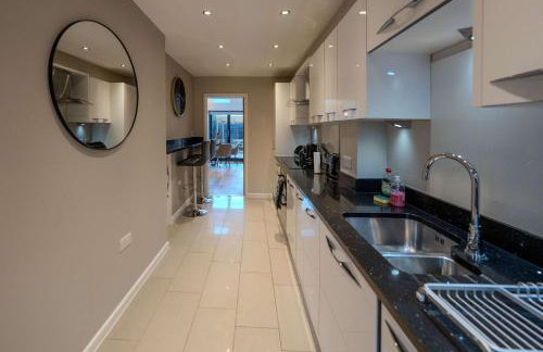 Beautiful 2 Bedroom Home - Foto 6