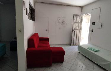 Seu Apto Centro 7 Excelente Local 5 Camas Até 6 Pessoas 2Q Ar Cond Geladeira Fogao TV Bem Simples Econômico - Foto 15