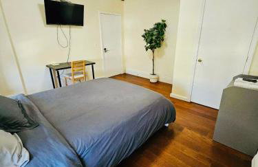 Apartments near Whole Foods, Brown University, Miriam, Downtown - Photo 8