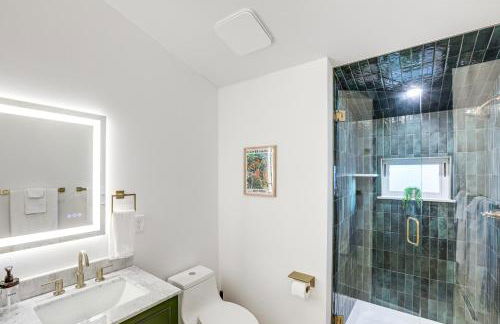 Less Than 1 Block to City Park New-Build Apt in Denver! - Foto 11