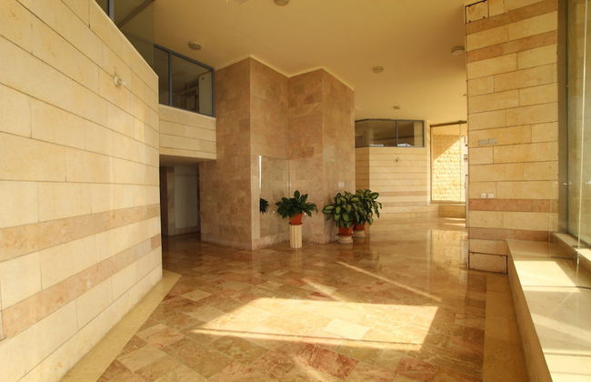 Royal Apartment on the Sea - Photo 37