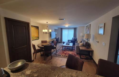 Luxury Residence at a 5 Star Hotel at the Heart of Mountain Village - Telluride - Foto 9